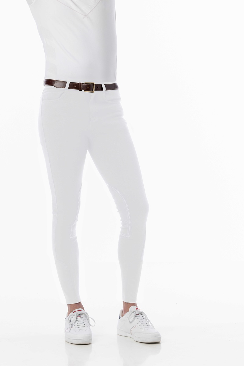 lecaire-white.jpg