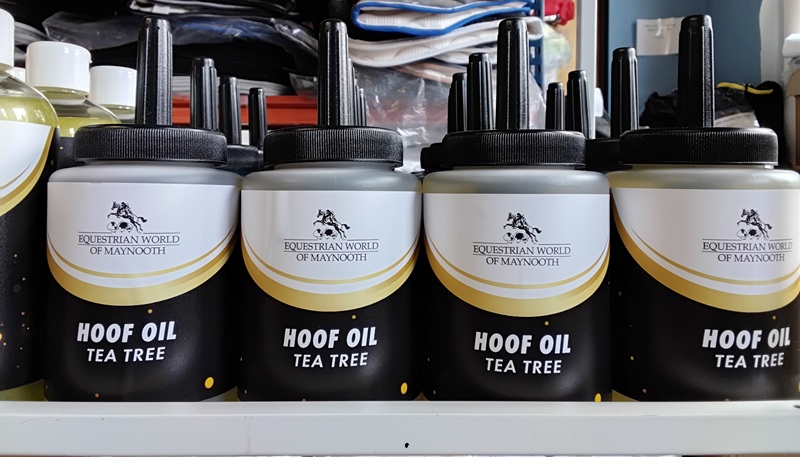 tea-tree-hoof-oil.jpg